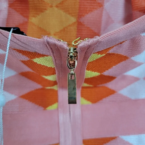 Wow couture bodycon dress - Picture 7 of 9